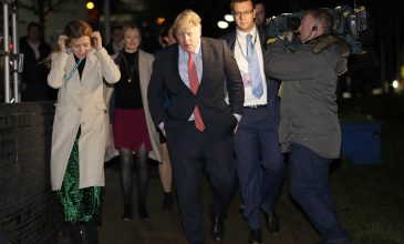 Εκλογές Βρετανία: Θριαμβευτική νίκη του Μπόρις Τζόνσον – Εξασφαλίζει 362 έδρες