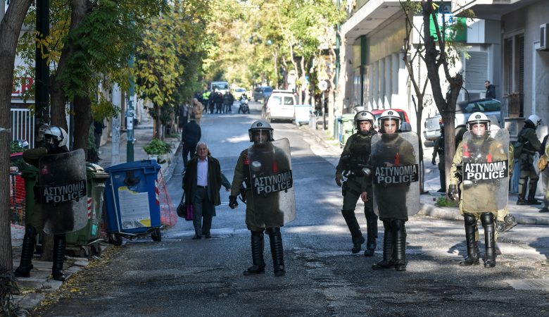 Κατάληψη στο Κουκάκι: Δικάζονται σήμερα οι συλληφθέντες – Έρευνα για τις καταγγελίες περί αστυνομικής βίας