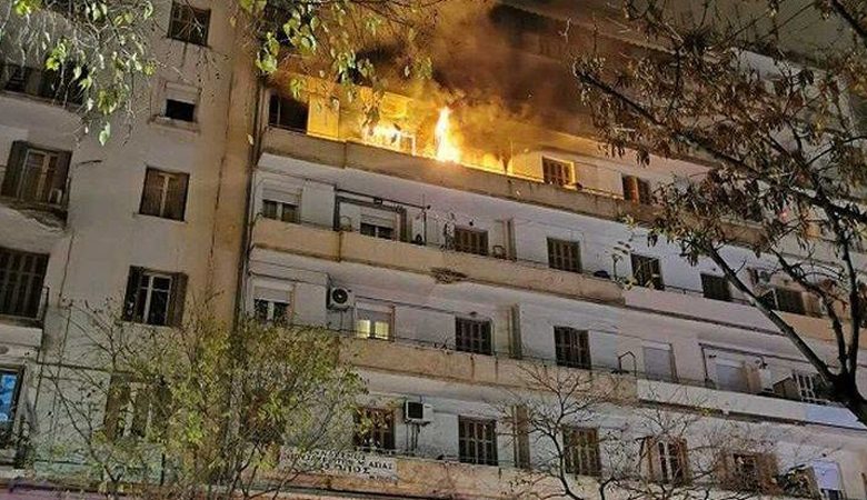 Θεσσαλονίκη: Φωτιά σε διαμέρισμα, απεγκλωβίστηκαν τρία ανήλικα παιδιά