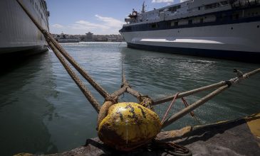 Δένουν κάβους από αύριο τα πλοία στα λιμάνια – 48ωρη απεργία της ΠΝΟ
