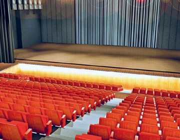 Με δύο εκατ. ευρώ επιχορηγούνται επαγγελματικά σχήματα θεάτρου για φεστιβάλ, περιοδείες και εκδηλώσεις