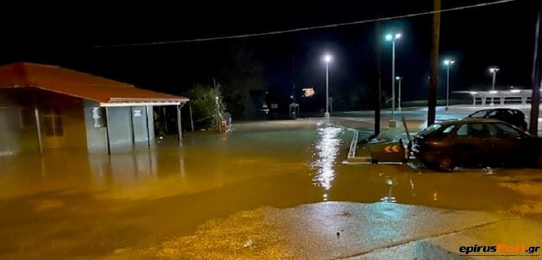 «Βούλιαξε» η Άρτα από την βροχή