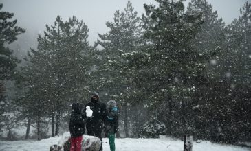 Έρχονται χιόνια στην Πάρνηθα – Νέα πτώση της θερμοκρασίας την Τρίτη