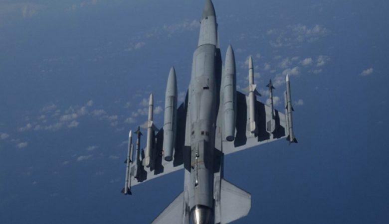 Τουρκικά F-16 πέταξαν πάνω από την Κίναρο