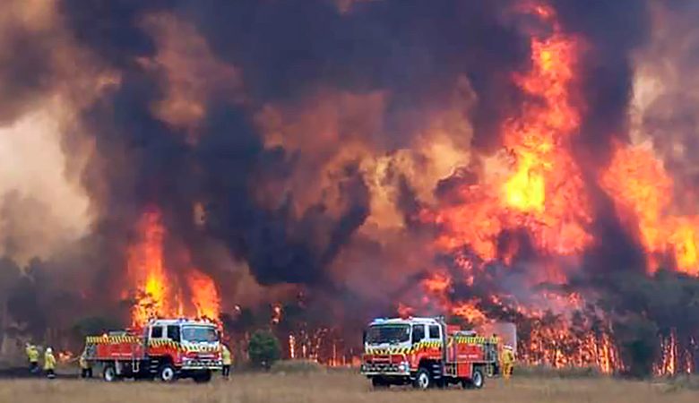 Αυστραλία: Υποδέχτηκαν το νέο έτος εν μέσω πυρκαγιών