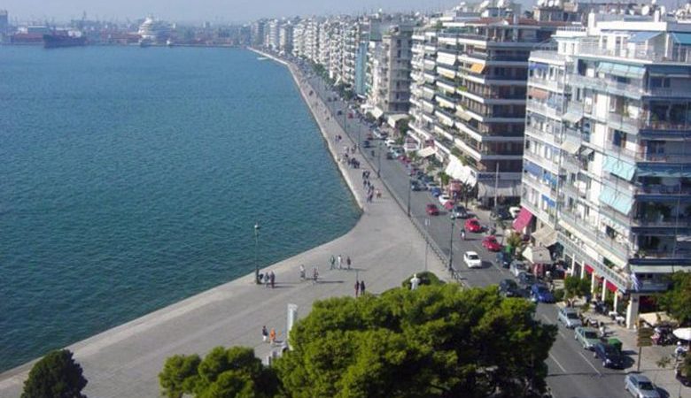 Θεσσαλονίκη: 1.400 κλήσεις για παράνομη στάθμευση σε μία ημέρα