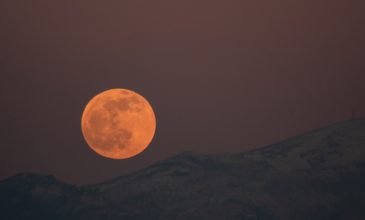 «Ροζ Φεγγάρι»: Απόψε και αύριο η πρώτη υπερ-πανσέληνος του 2021