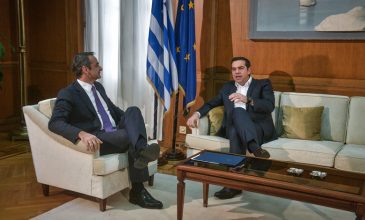 Δημοσκόπηση OPEN: Τι συμβαίνει στη… μάχη ανάμεσα σε ΝΔ και ΣΥΡΙΖΑ – Ποια είναι η δημοφιλία Μητσοτάκη και Τσίπρα