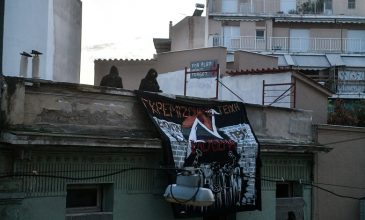 Κουκάκι: Επιχείρηση της Αστυνομίας μετά την ανακατάληψη κτιρίων από τους αντιεξουσιαστές