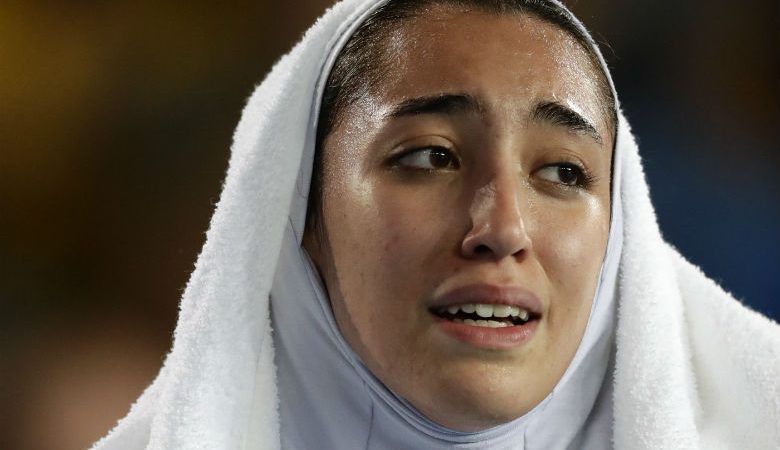 Ιράν: Η μόνη γυναίκα Ολυμπιονίκης φεύγει για πάντα από τη χώρα