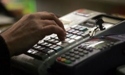 Εφορία: Έρχονται λουκέτα έως 10 ημέρες σε όσους δεν στέλνουν τα στοιχεία των αποδείξεων στην ΑΑΔΕ