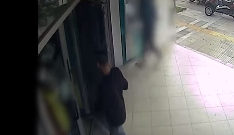 Βίντεο με τη δράση ληστών που «χτυπούσαν» πελάτες τραπεζών