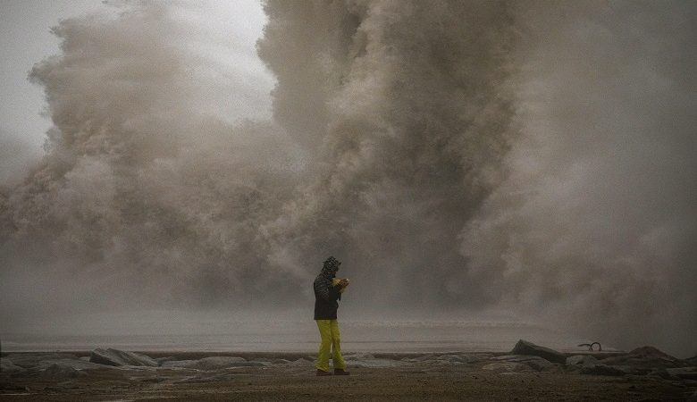 Στο σκοτάδι χιλιάδες κάτοικοι στην Ισπανία λόγω κακοκαιρίας