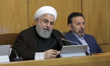 Το Ιράν απειλεί και πάλι με αποχώρηση από την πυρηνική συμφωνία