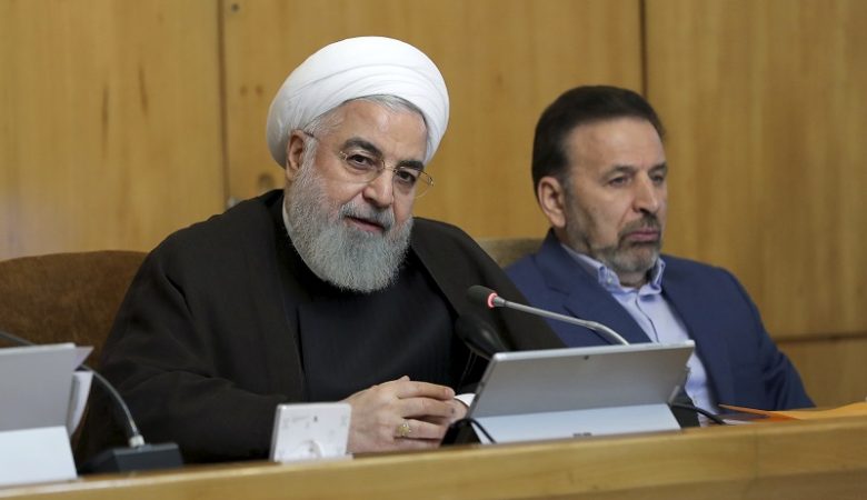 Το Ιράν απειλεί και πάλι με αποχώρηση από την πυρηνική συμφωνία