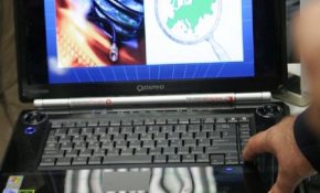 Φρίκη στην Αχαΐα: Συνελήφθη 82χρονος για πορνογραφία ανηλίκων – Είχε και γυμνές φωτογραφίες των εγγονιών του