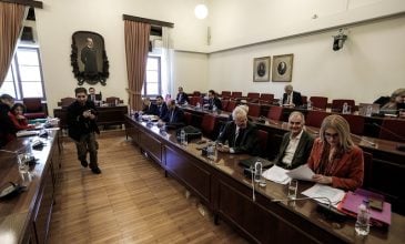 ΣΥΡΙΖΑ: Άνθρακας ο θησαυρός Ράικου και τη φωτιά την έβαλε η ίδια