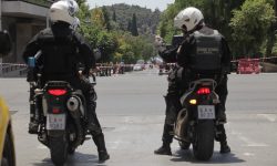 Τρεις συλλήψεις για τον ξυλοδαρμό και τη ληστεία 48χρονου αλλοδαπού στον λόφο Φιλοπάππου