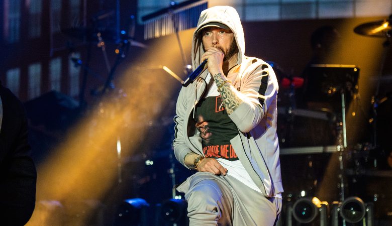 Ποιο ρεκόρ κατέρριψε το «Godzilla» του Eminem
