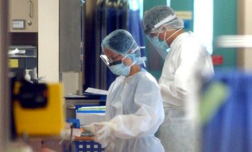 Κορονοϊός: Πέθανε σύμβουλος υπουργού που μολύνθηκε από τον ιό