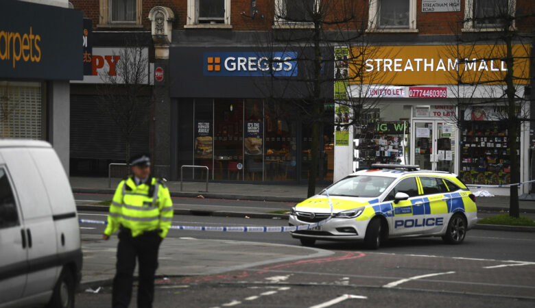 Επίθεση με μαχαίρι στο Λονδίνο: Βίντεο από την εξουδετέρωση του δράστη