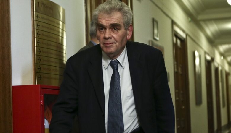 Παπαγγελόπουλος: Η επιτροπή θα συνεδριάσει για να με εκδικηθεί εν μέσω περιοριστικών μέτρων