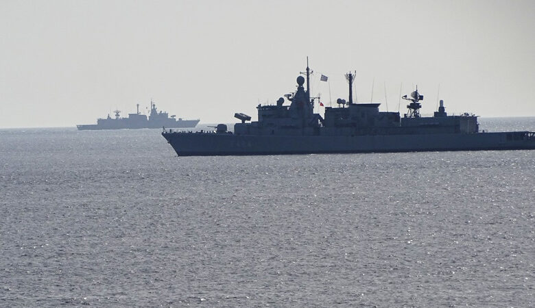 Σύγκρουση εμπορικού πλοίου με το ναρκοθηρευτικό «Καλλιστώ»: Τι λέει το ΓΕΝ για το περιστατικό