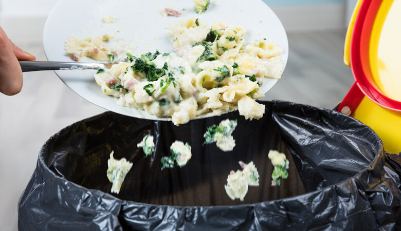 Οι ποσότητες του φαγητού που καταλήγουν στα σκουπίδια είναι περισσότερες από αυτές που νομίζαμε
