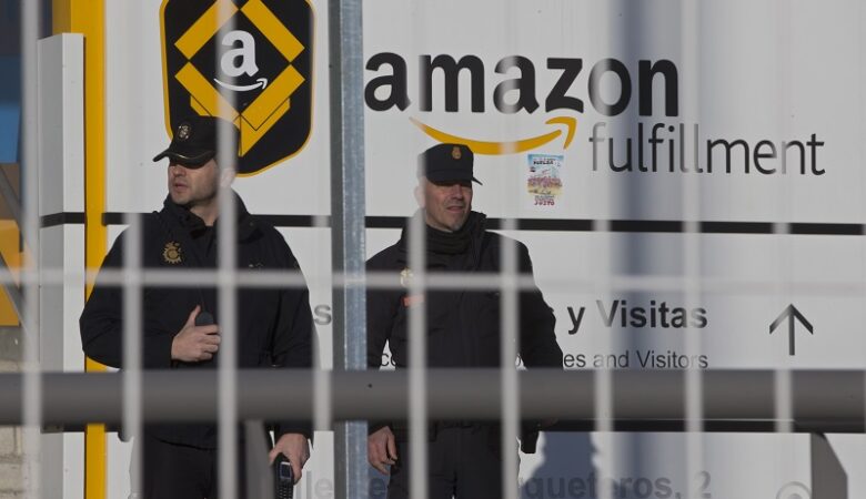 Απειλή για βόμβα στα κεντρικά της Amazon στην Ισπανία