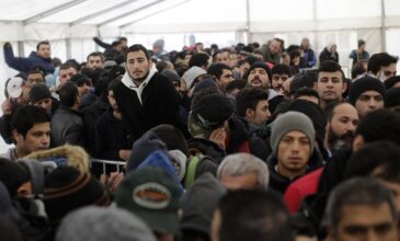Για νέα προσφυγική κρίση προειδοποιεί ο Γερμανός υπουργός Εσωτερικών