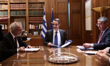 Μητσοτάκης: Στόχος μία οικονομία χαμηλών εκπομπών άνθρακα