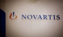 Αγωγή 214 εκατ. ευρώ κατά της Novartis από το ελληνικό Δημόσιο