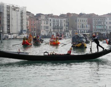 Ιταλία: Οι τουρίστες που επισκέπτονται τη Βενετία θα πληρώνουν 10 ευρώ