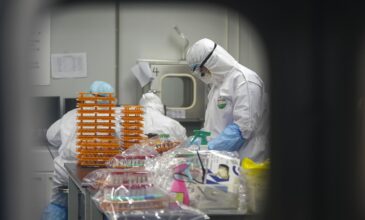 Κορονοϊός – FBI: «Πιθανό να οφείλεται σε διαρροή από εργαστήριο στην Ουχάν»