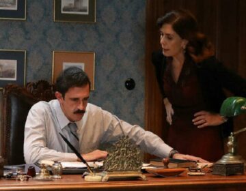 «Άγριες Μέλισσες»: Η σκηνή Μυρσίνης – Δούκα που παραλίγο να κοστίσει τα δόντια τους