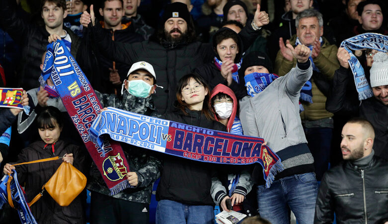 Champions League: Με μάσκες για τον κοροναϊό στο Νάπολι-Μπαρτσελόνα