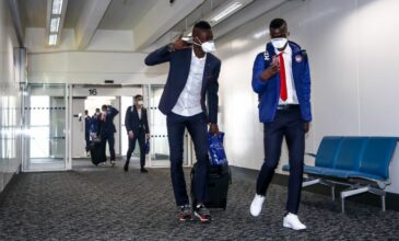 Κορονοϊός: Με μάσκες στο Λονδίνο οι παίκτες του Ολυμπιακού – Δείτε φωτογραφίες
