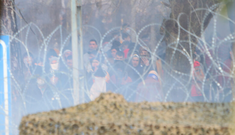 Αντίθετη η Βουλγαρία στα σχέδια της Ελλάδας για δομή μεταναστών στις Σέρρες