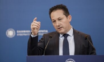 Πέτσας: Ο Τσίπρας είχε εξαφανιστεί γιατί δεν είχε τίποτε να πει