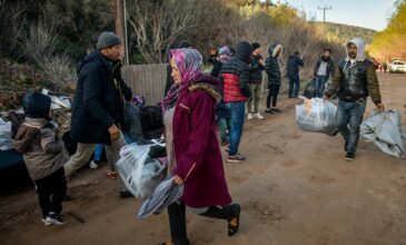 Αρματαγωγό στη Λέσβο για τη φιλοξενία οικογενειών προσφύγων