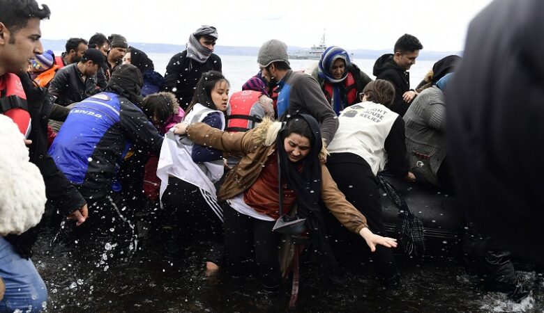 Ύπατος Αρμοστής του ΟΗΕ για τους Πρόσφυγες: Η ΕΕ να υποστηρίξει την Ελλάδα