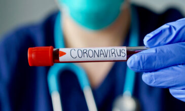 Κορονοϊός: Έρευνες σκευασμάτων σε Βρετανία και Καναδά στη «μάχη» με τον ιό