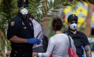 Κορονοϊός: Διπλασιάστηκαν οι θάνατοι μέσα σε ένα 24ωρο στην Ισπανία