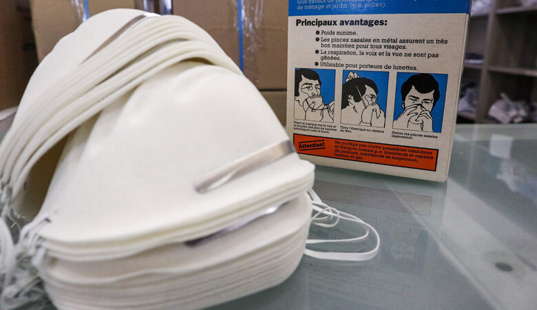 Κορονοϊός: Κατασκευάζονται προστατευτικές μάσκες με πρώτες ύλες από την Ελλάδα