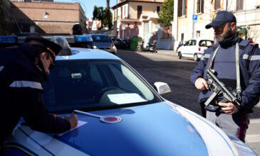 Κορονοϊός: Επιπλήξεις σε όσους περιφέρονται «άσκοπα» στην Ιταλία