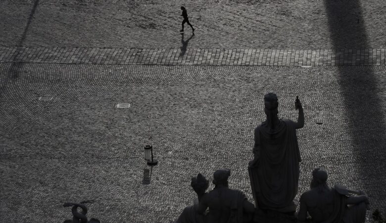 Πανδημία κοροναϊού: Θωρακίζεται όλη η Ευρώπη για να αντιμετωπίσει τον ιό