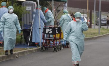 Σοκ και θλίψη: Στην Ιταλία οι νοσηλευτές δεν μετρούν πια τα πτώματα