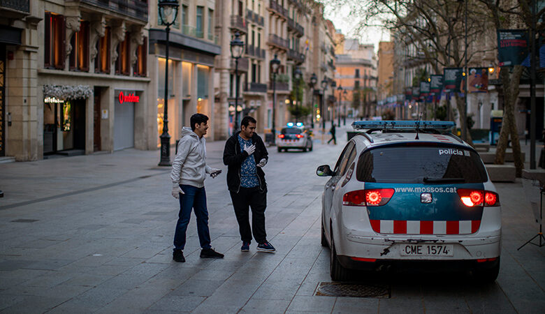 Έλληνες φοιτητές από την Ισπανία: Είμαστε καλά και ακολουθούμε τις οδηγίες