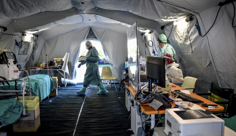 Κορονοϊός: Ξεπέρασαν τα 7.000 τα θύματα του ιού σε όλον τον κόσμο