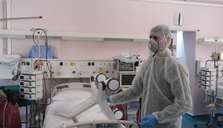 Κορονοϊός: Το υπουργείο Υγείας επίταξε δύο ιδιωτικές κλινικές στη Θεσσαλονίκη